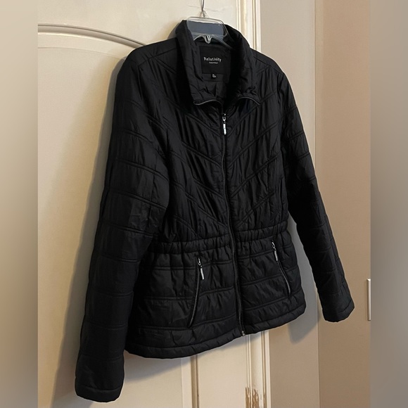 “Relativity “women’s jacket.Size-XL,color black.🖤 - Picture 4 of 8